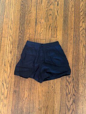 Uniqlo black high waisted linen shorts